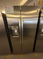 <h5>Model: GSS25IYNFS</h5><br><p>25.1 cu. ft. Side by Side Refrigerator in Fingerprint Resistant Stainless Steel</p> - Image 2